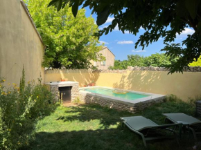 Charming village house in Goult